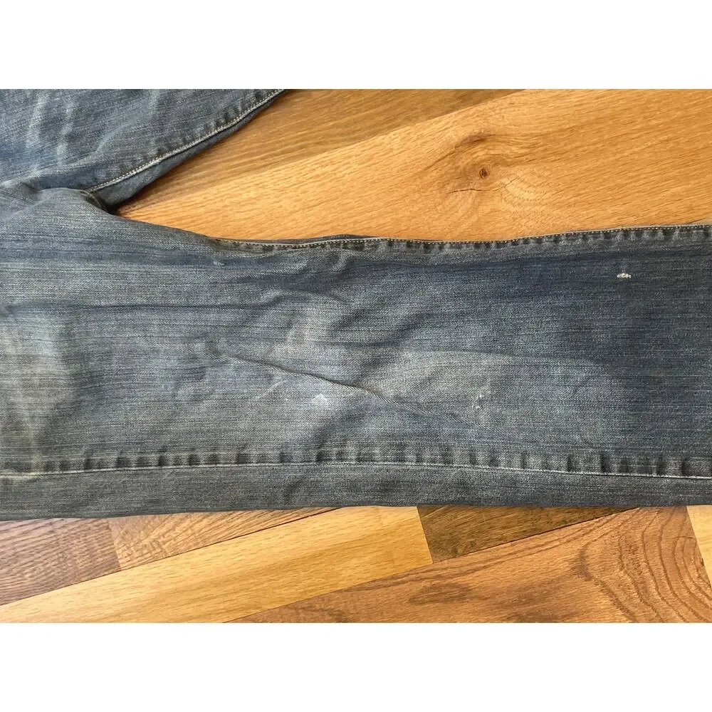 Levi's 501 Mens 33x34 Straight Leg Jeans Button Fly
